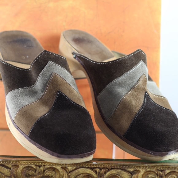 Vintage Suede and Wood Clogs - Picture 9 of 16